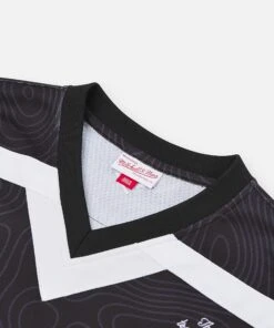 Mitchell & Ness Year 10 Hockey Jersey -Paper Plane Shop Paperplanes6894b919df37a96894b919df82c.096617516894b919df82c