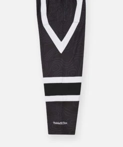 Mitchell & Ness Year 10 Hockey Jersey -Paper Plane Shop Paperplanes6894b91a5267006894b91a52837.409879776894b91a52837